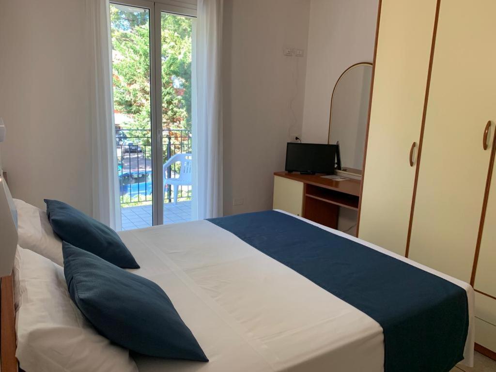 Hotel B&B Des Bains Milano Marittima Exteriér fotografie